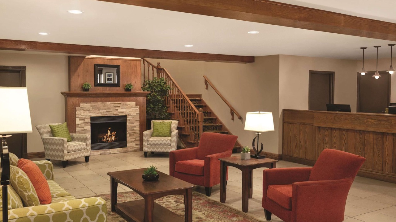 Photo of Livingroom in North Industrial