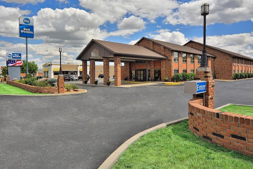 Photo of Buildings in Bowling Green