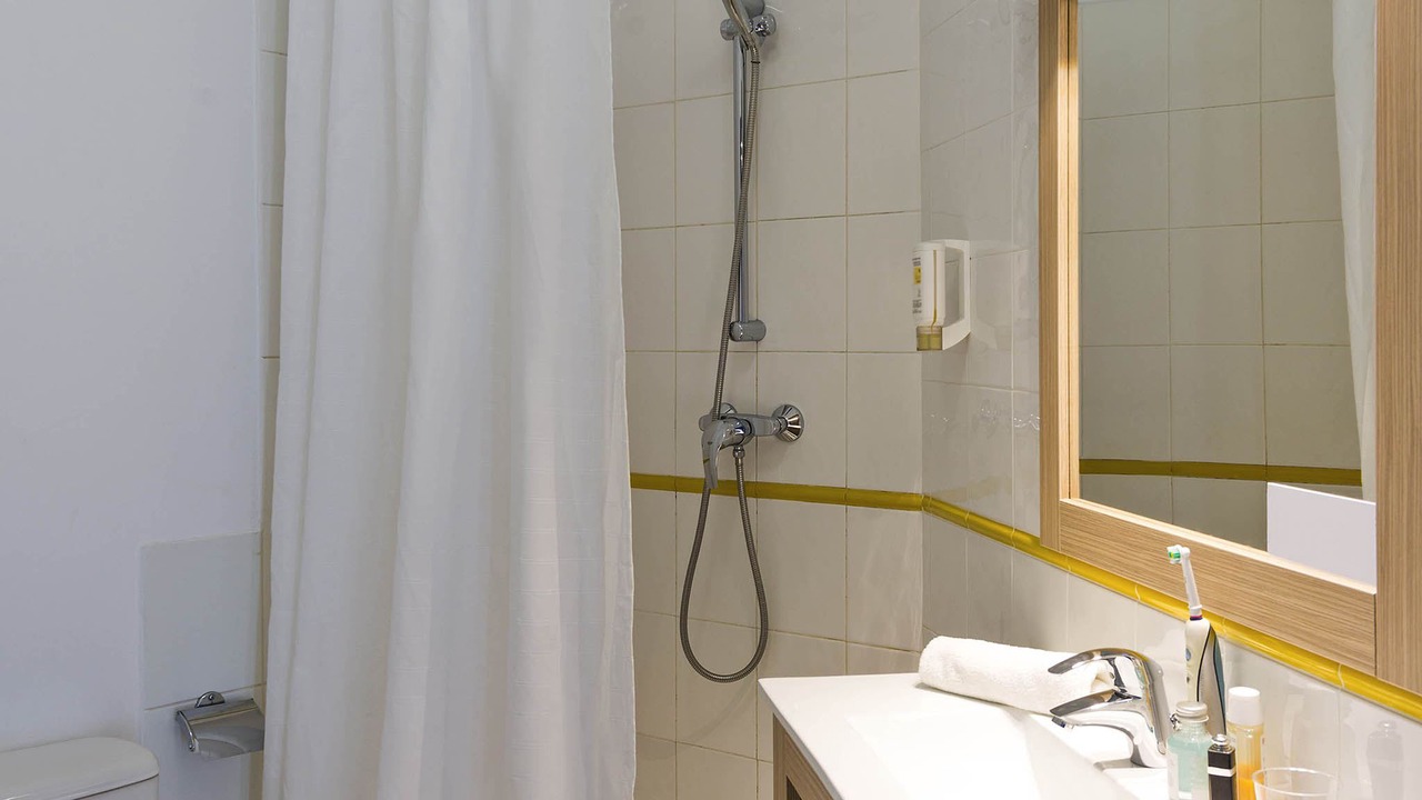 Photo of Bathroom in Les Baumettes