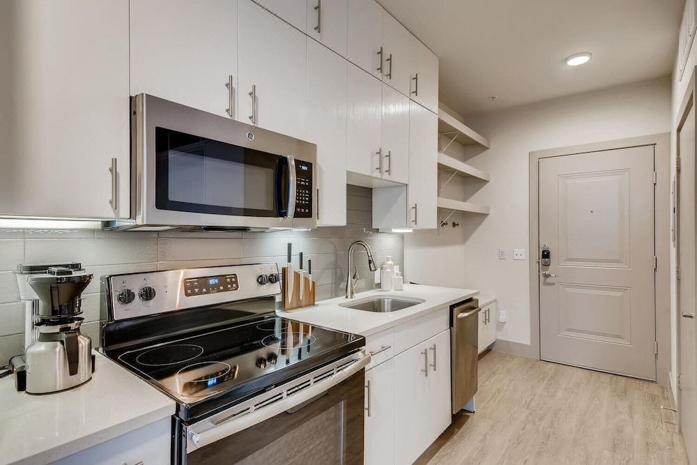 Photo of Kitchen in East Cesar Chavez