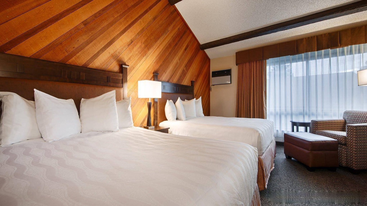 Photo of Bedroom in Mount Shasta
