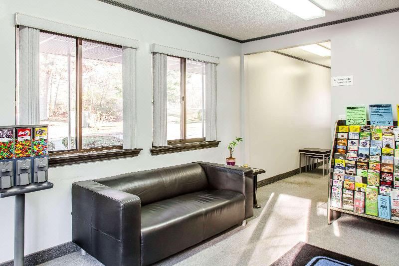 Photo of Livingroom in Groton