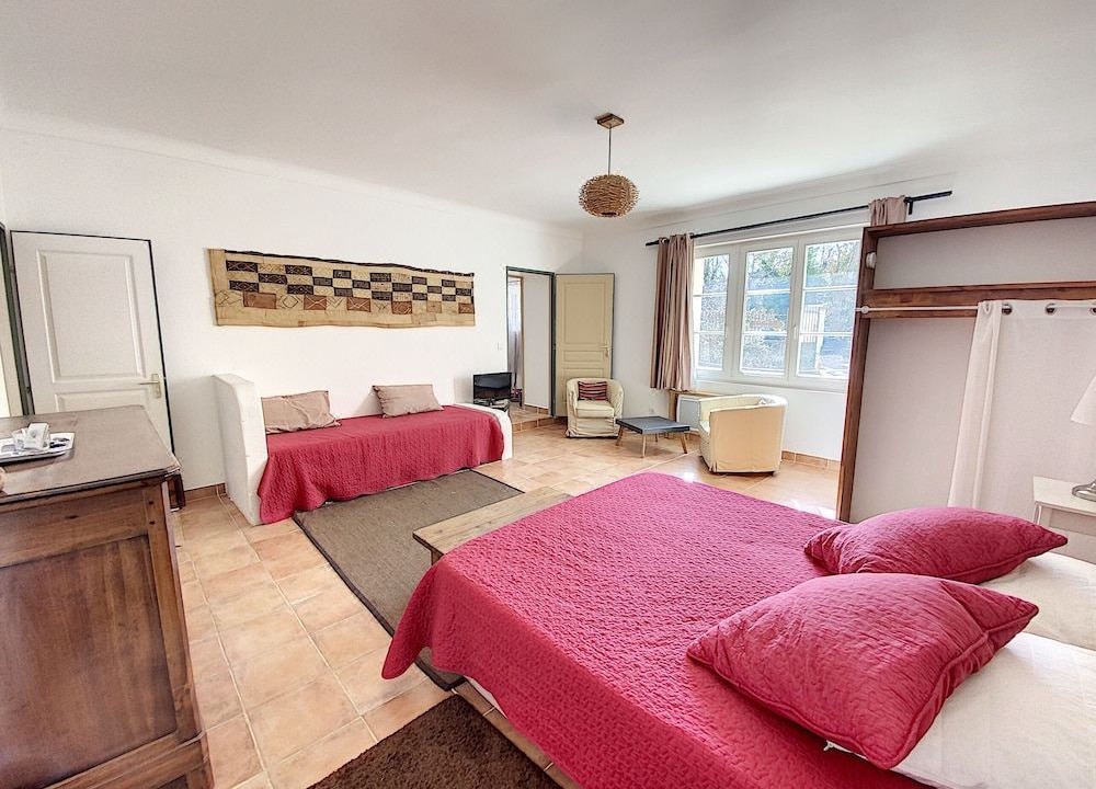 Photo of Livingroom in Pont-Saint-Esprit