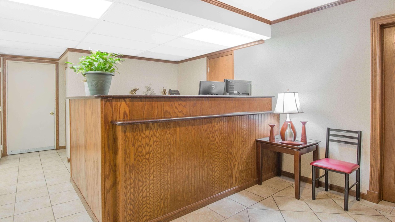 Photo of Others in Mansfield