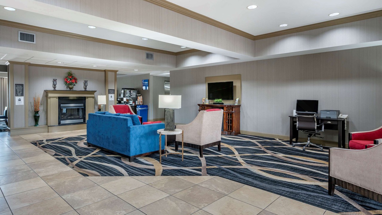 Photo of Livingroom in Sullivan