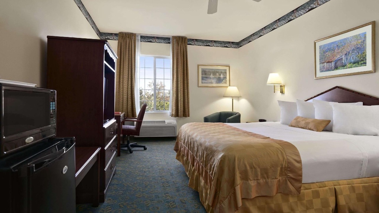 Photo of Bedroom in Williams