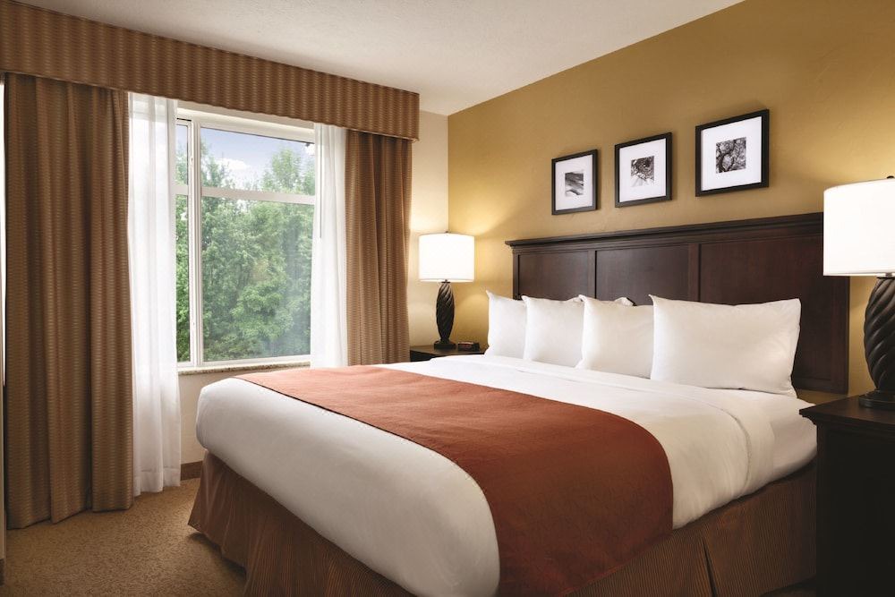 Photo of Bedroom in Pineville