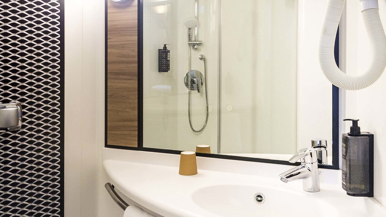 Photo of Bathroom in Tremblay-les-Gonesse