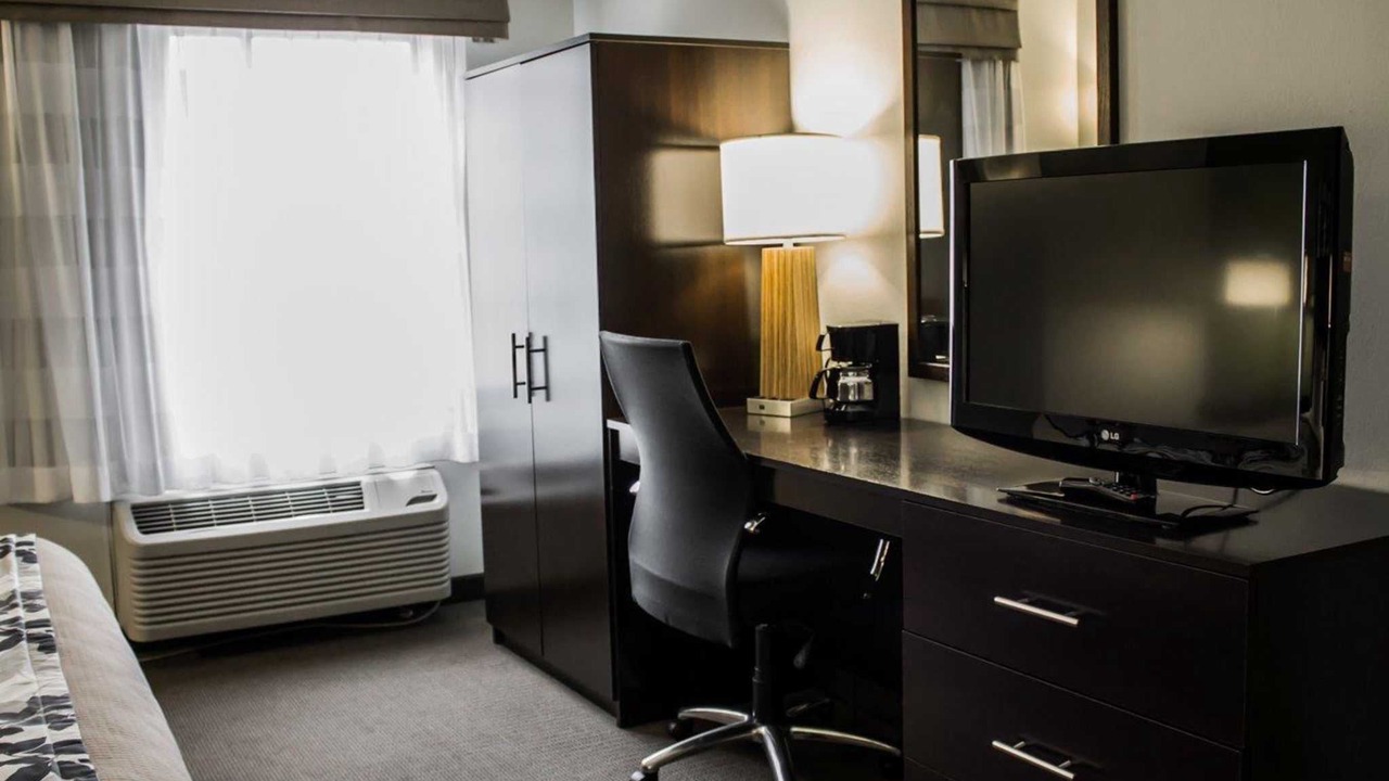 Photo of Others in Tire Hill