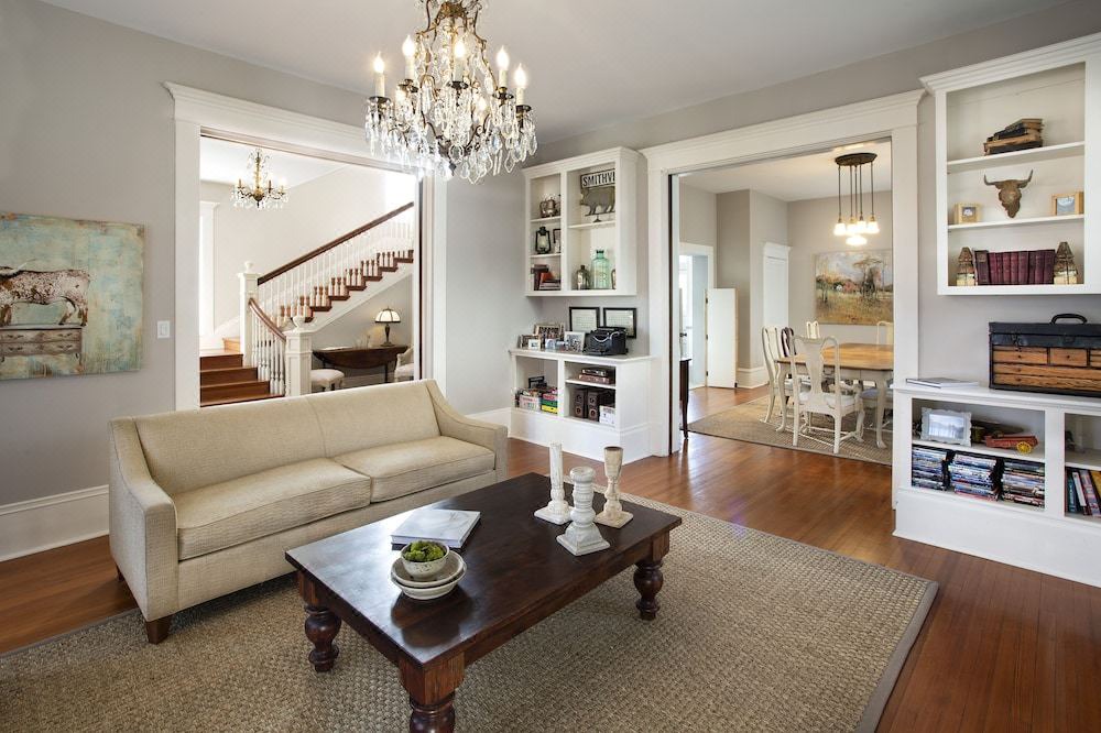 Photo of Livingroom in Smithville