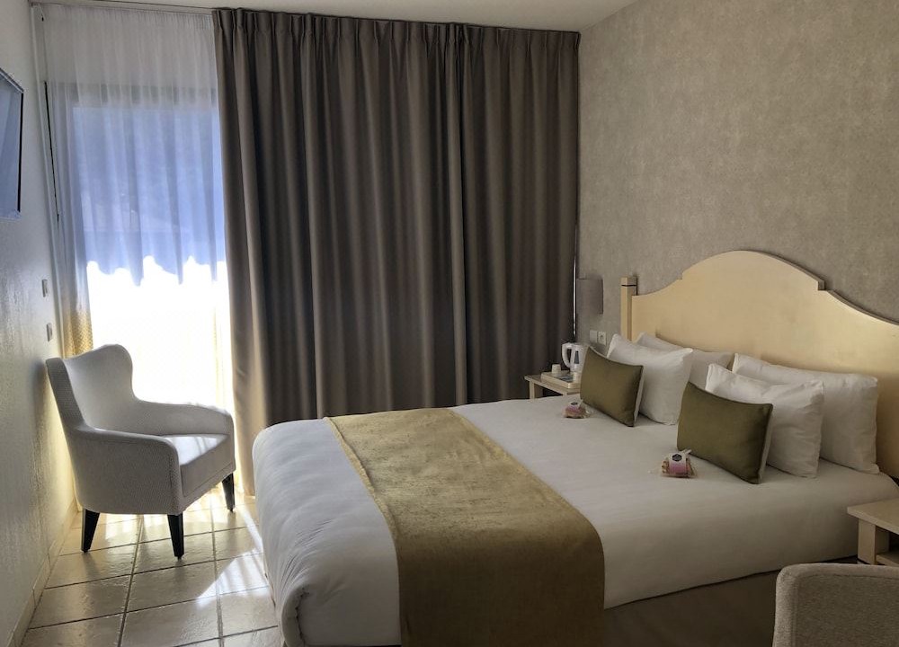 Photo of Bedroom in Gemenos