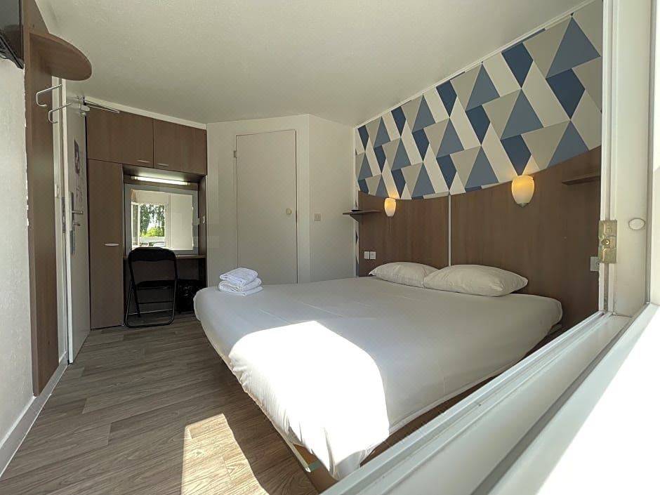 Photo of Bedroom in Val-de-Reuil