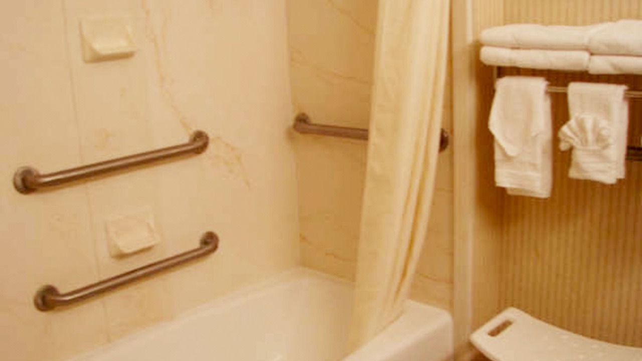 Photo of Bathroom in Scottsbluff
