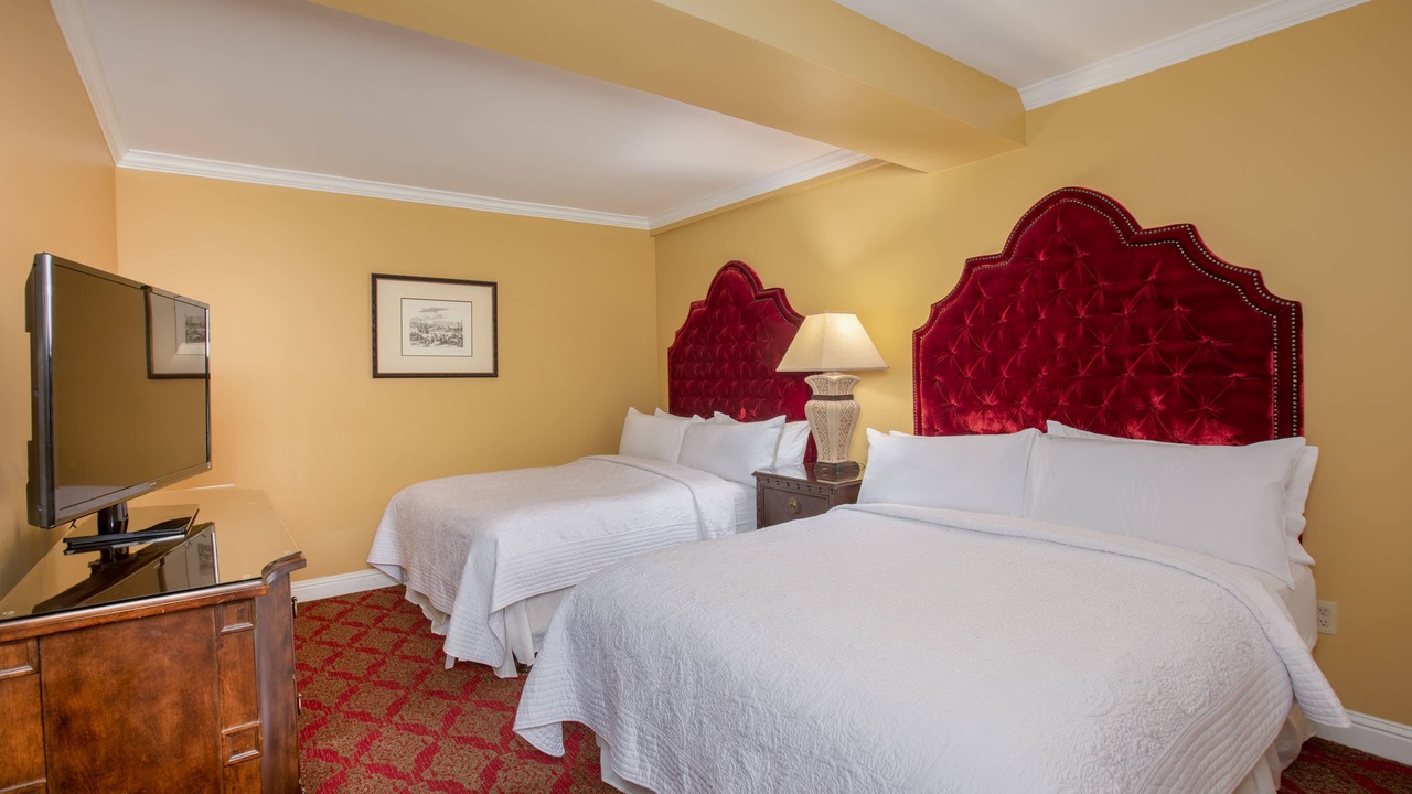 Photo of Bedroom in Downtown Historic District