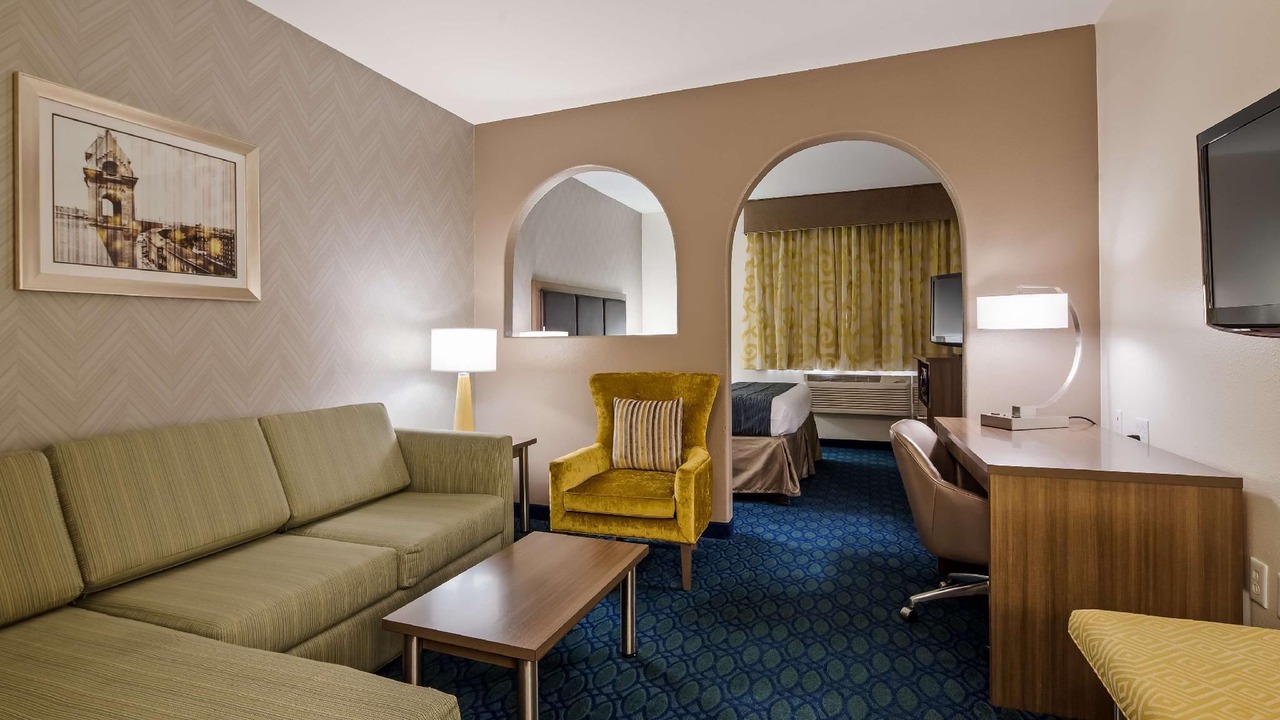 Photo of Livingroom in Tulsa