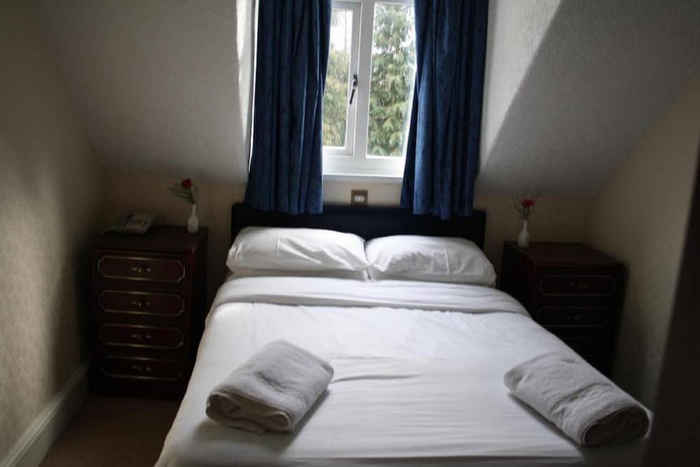 Photo of Bedroom in Bray on Thames