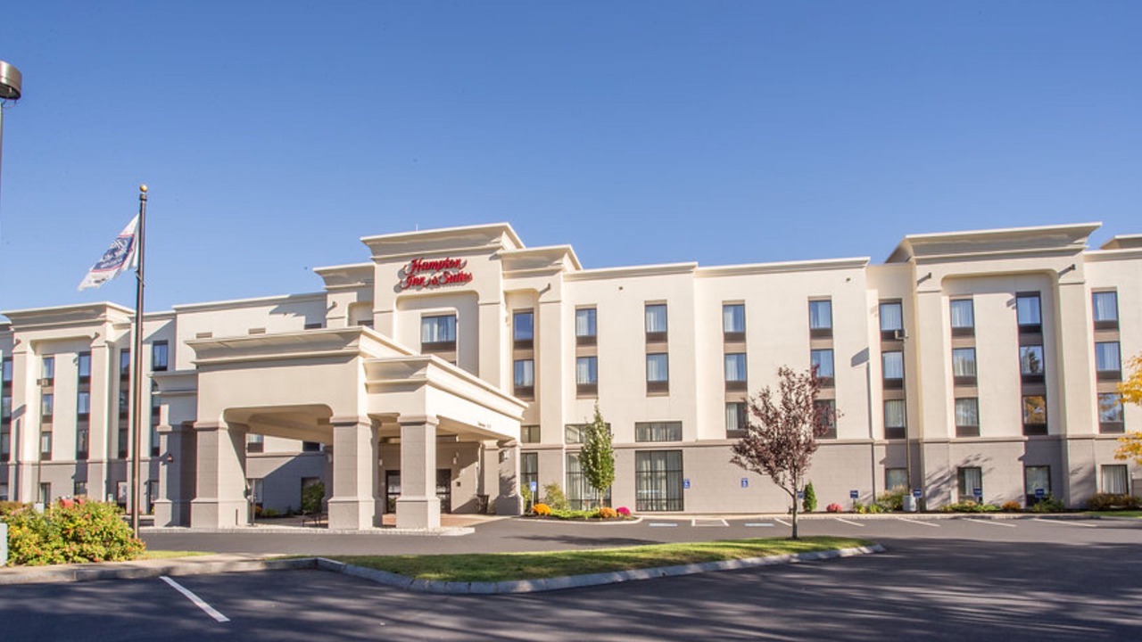 Photo of Buildings in Lochmere