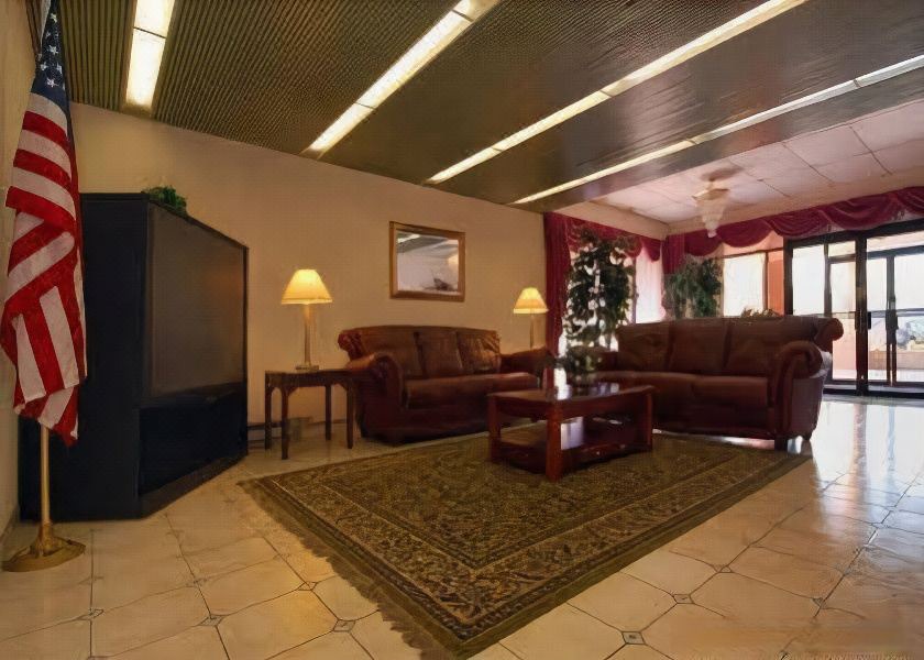 Photo of Livingroom in West Springfield