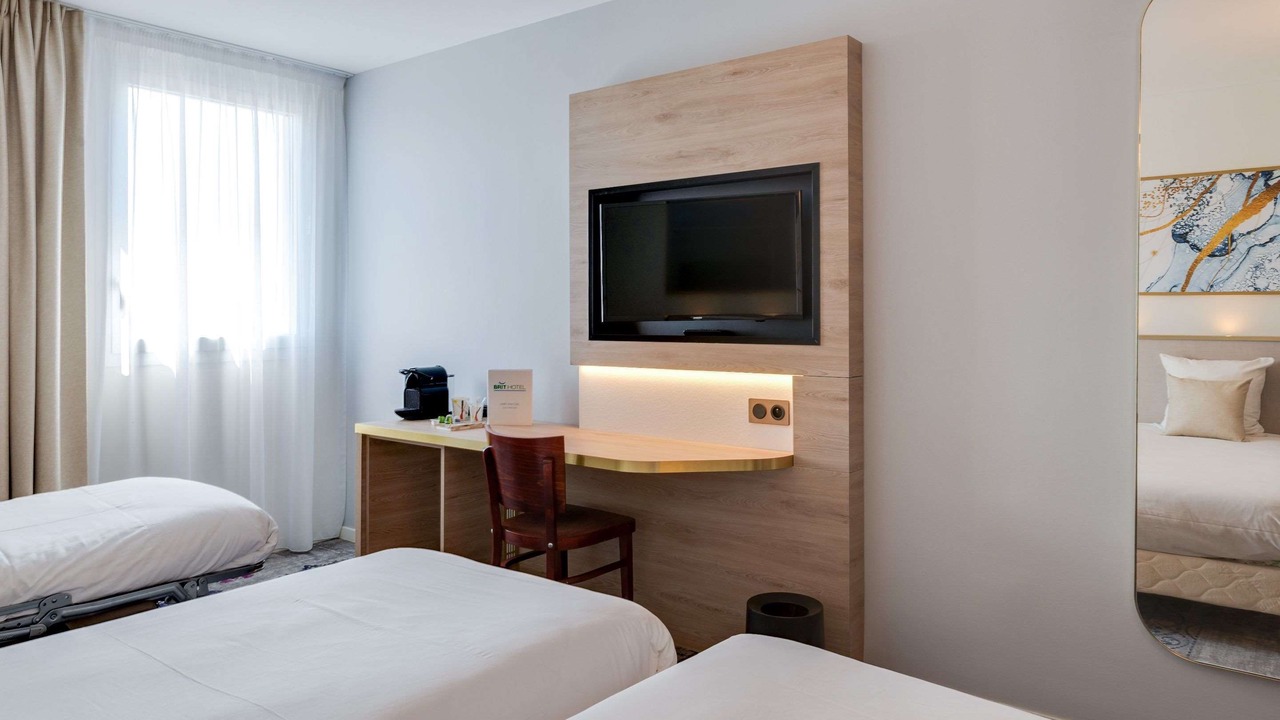 Photo of Bedroom in Saint-Jean-de-Braye