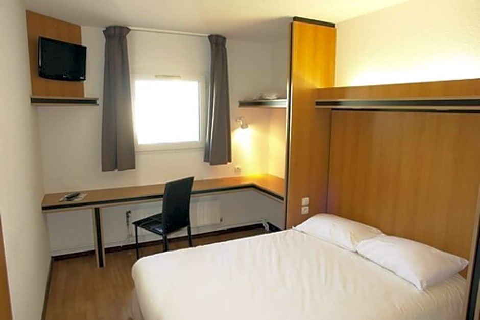 Photo of Bedroom in Evreux