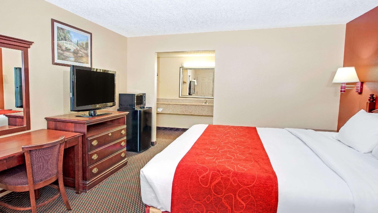 Photo of Bedroom in Canton