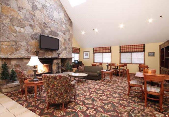 Photo of Livingroom in Williston South