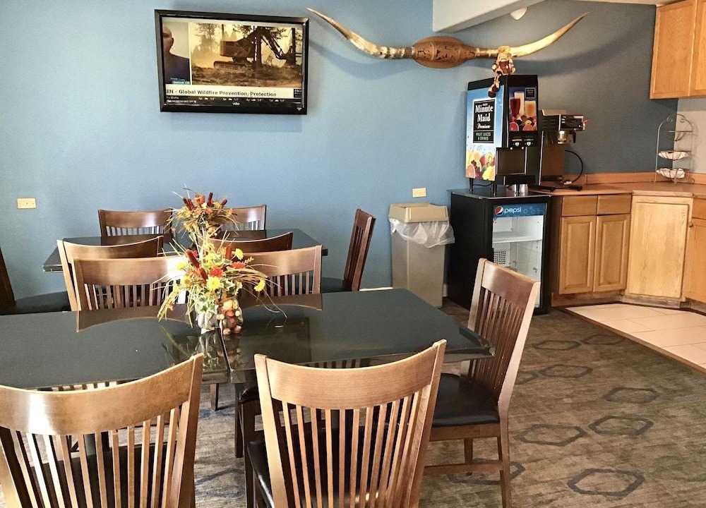 Photo of Livingroom in Pendleton