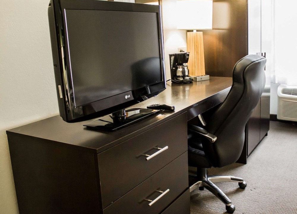 Photo of Others in Tire Hill