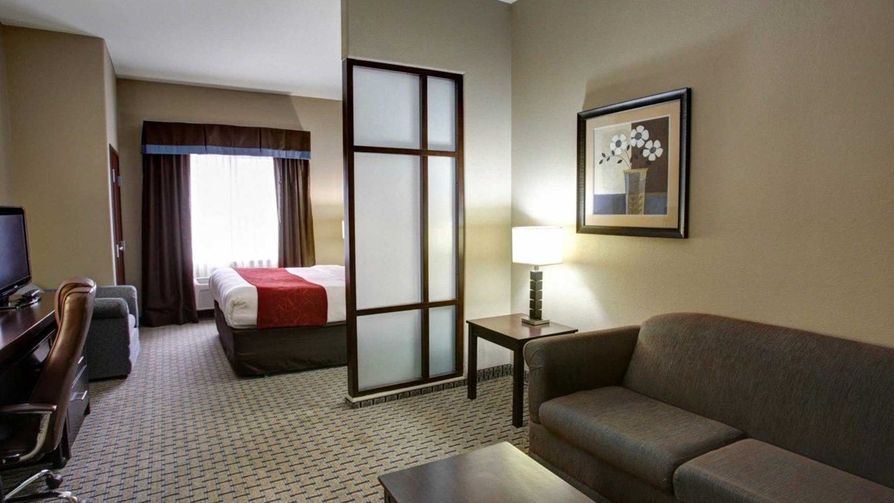 Photo of Livingroom in Bastrop