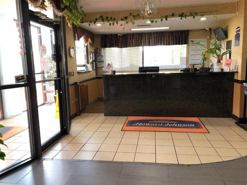 Photo of Others in Perry