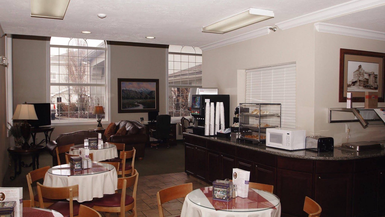 Photo of Livingroom in Lehi