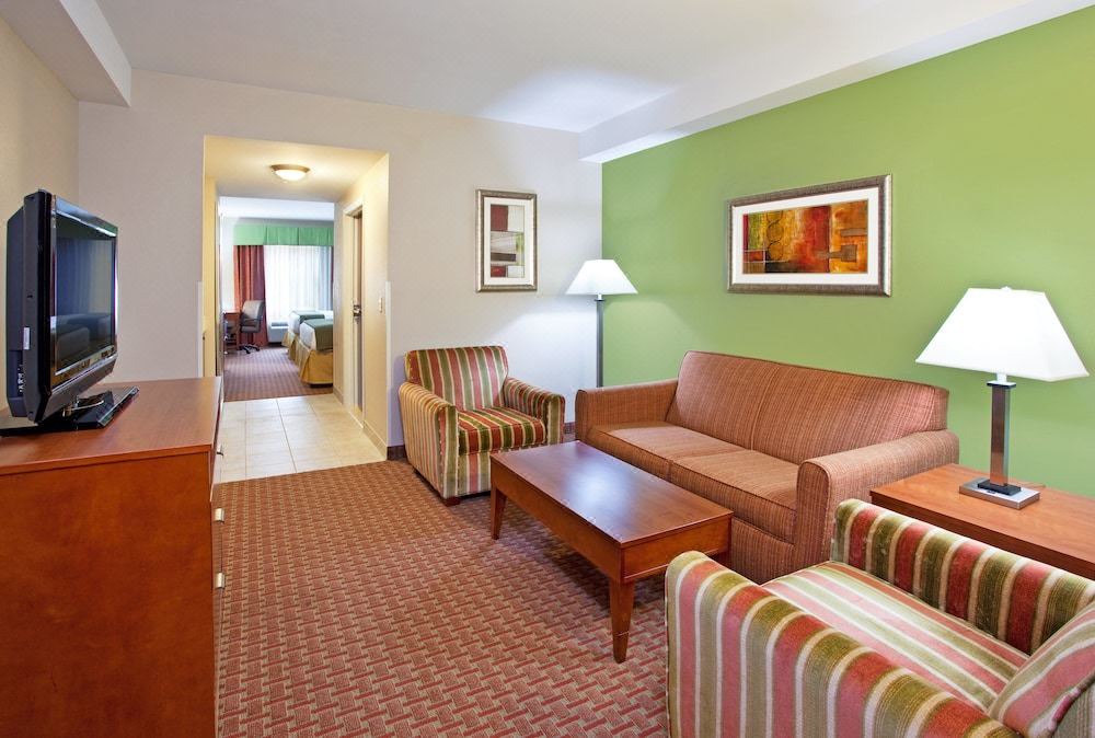 Photo of Livingroom in Niagara Falls