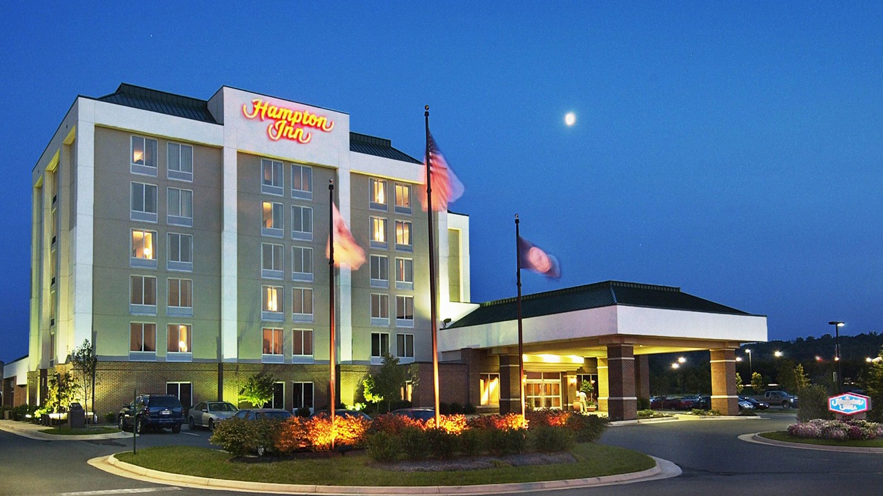 Photo of Buildings in Potomac Falls