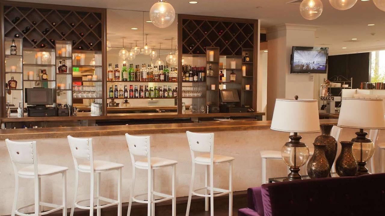 Photo of Livingroom in New Rochelle