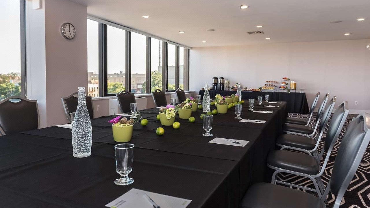 Photo of Livingroom in New Rochelle