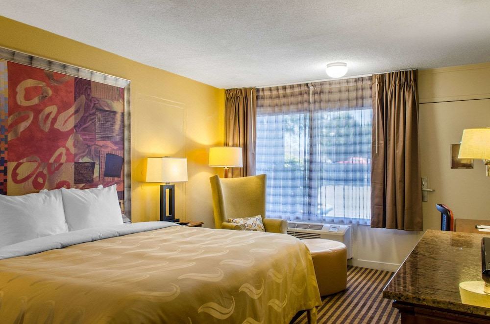 Photo of Bedroom in Laurel