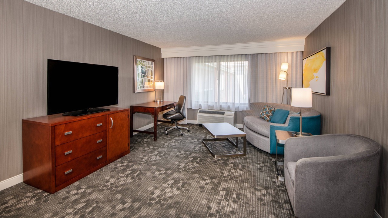 Photo of Livingroom in Oakland