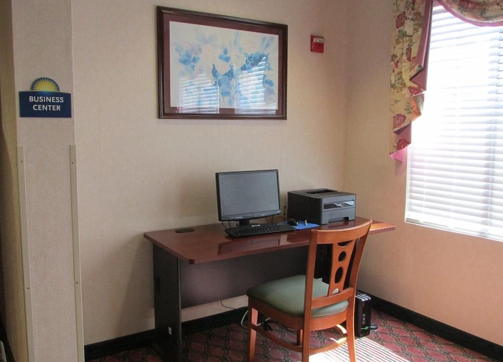 Photo of Livingroom in Jefferson City