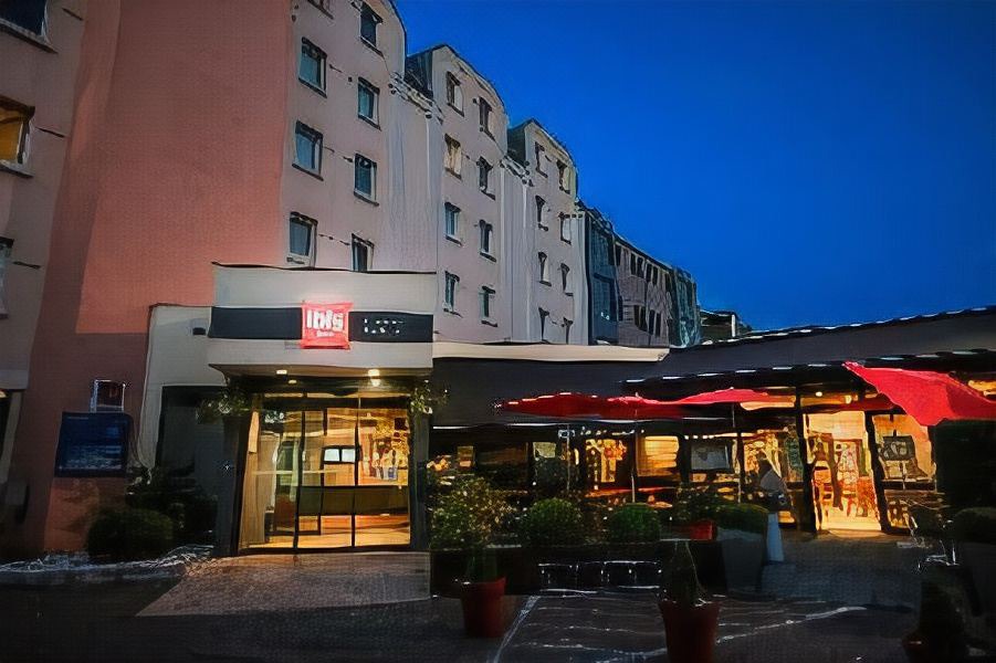 Photo of Buildings in Quartier Pasteur