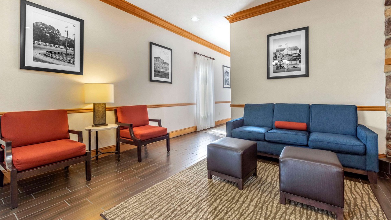 Photo of Livingroom in Selinsgrove