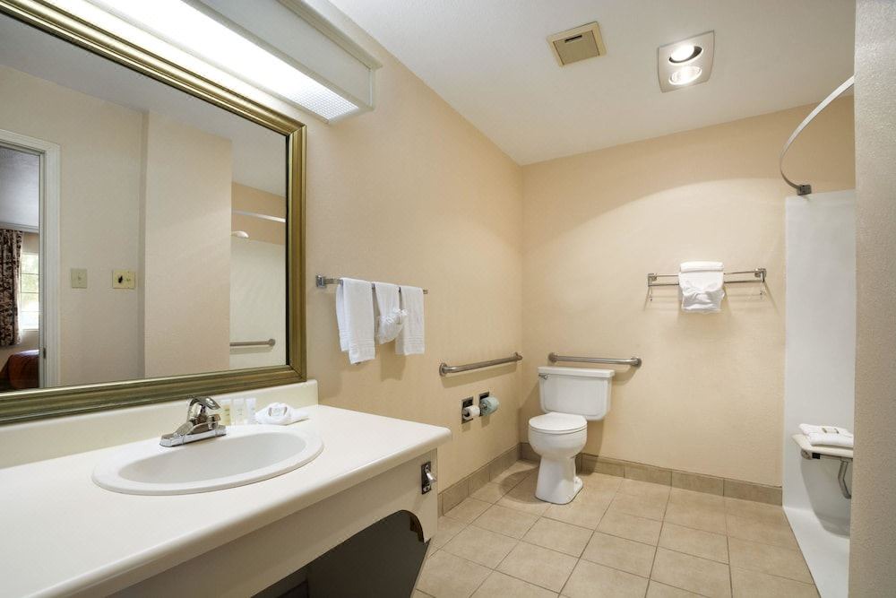 Photo of Bathroom in Beaumont