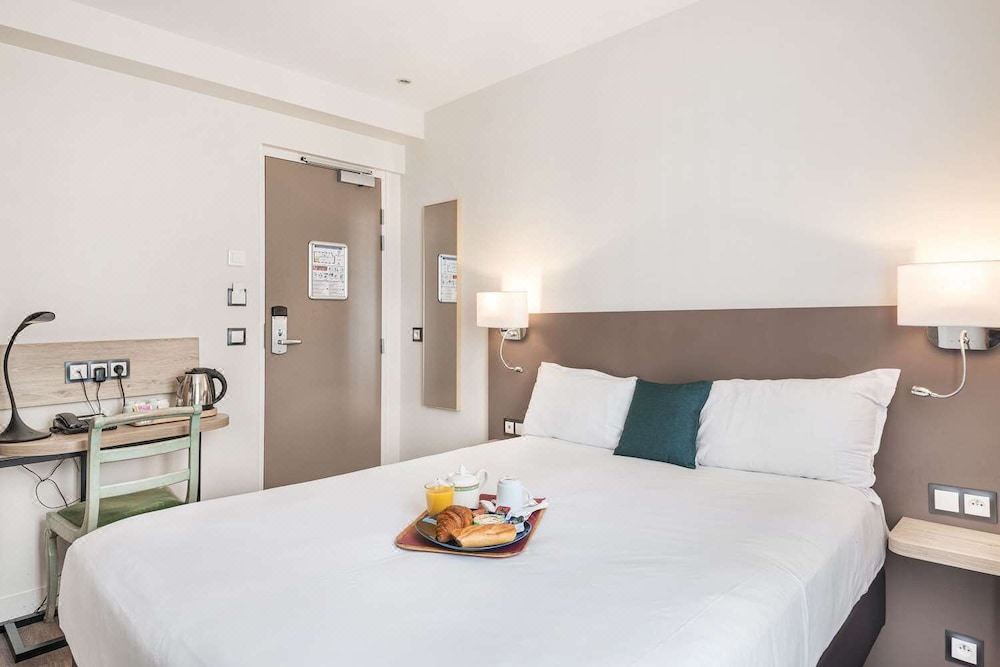 Photo of Bedroom in Quartier de la Plaine-de-Monceaux