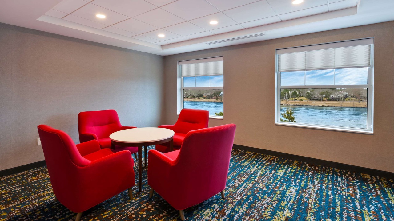 Photo of Livingroom in Buzzards Bay