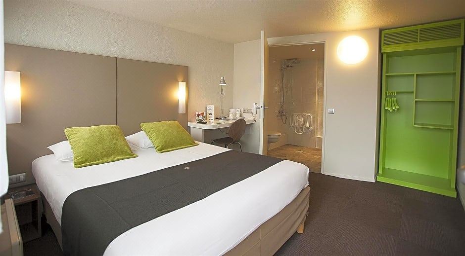 Photo of Bedroom in Dammarie Les Lys