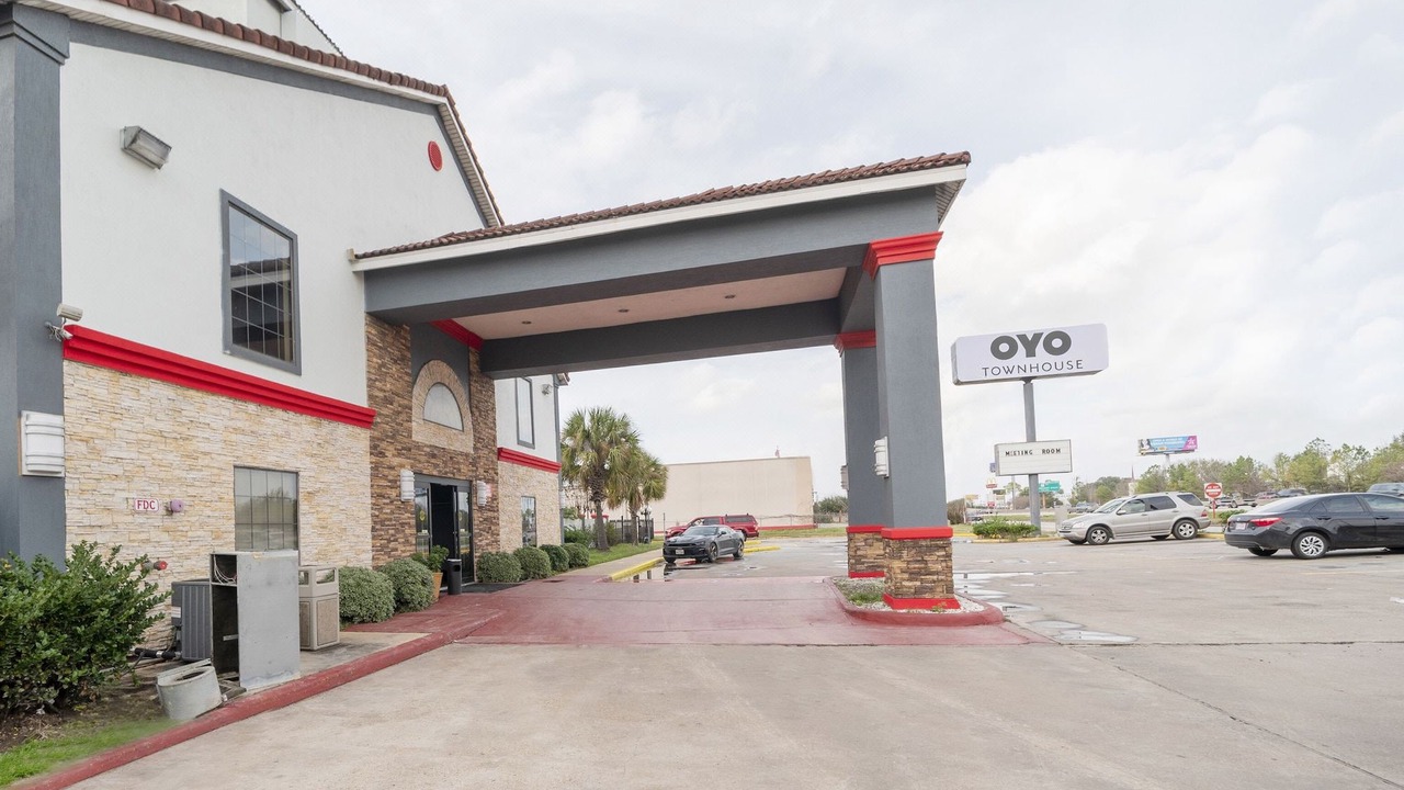 Photo of Buildings in Greater Greenspoint