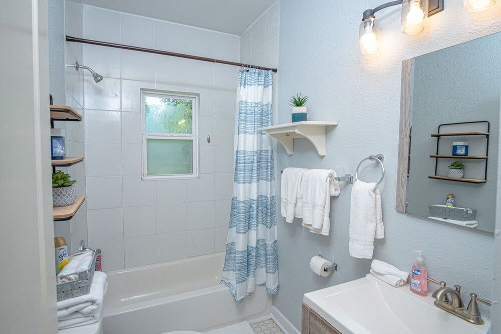Photo of Bathroom in Southtown