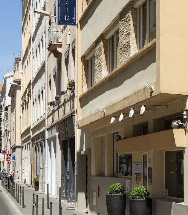 Photo of Buildings in Jules Ferry - Recamier