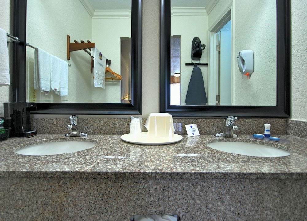 Photo of Bathroom in Kingsville