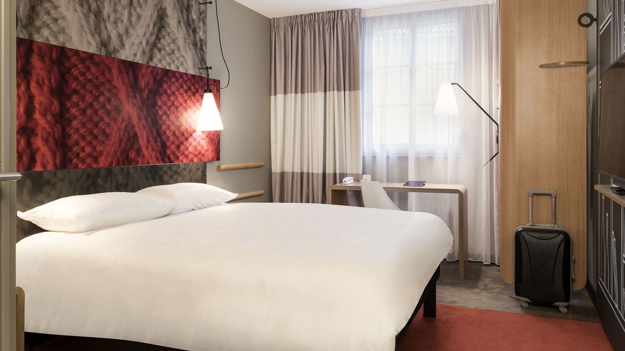 Photo of Bedroom in Rueil-Malmaison