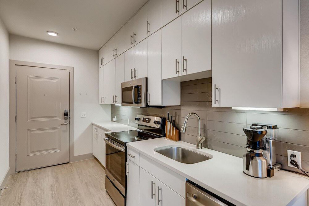 Photo of Kitchen in East Cesar Chavez